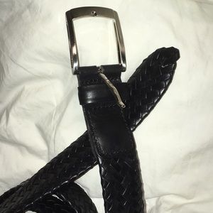 NWOT Men’s woven leather belt